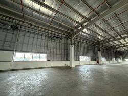 Thyssen Haniel Logistics Centre (D16), Warehouse #597569371